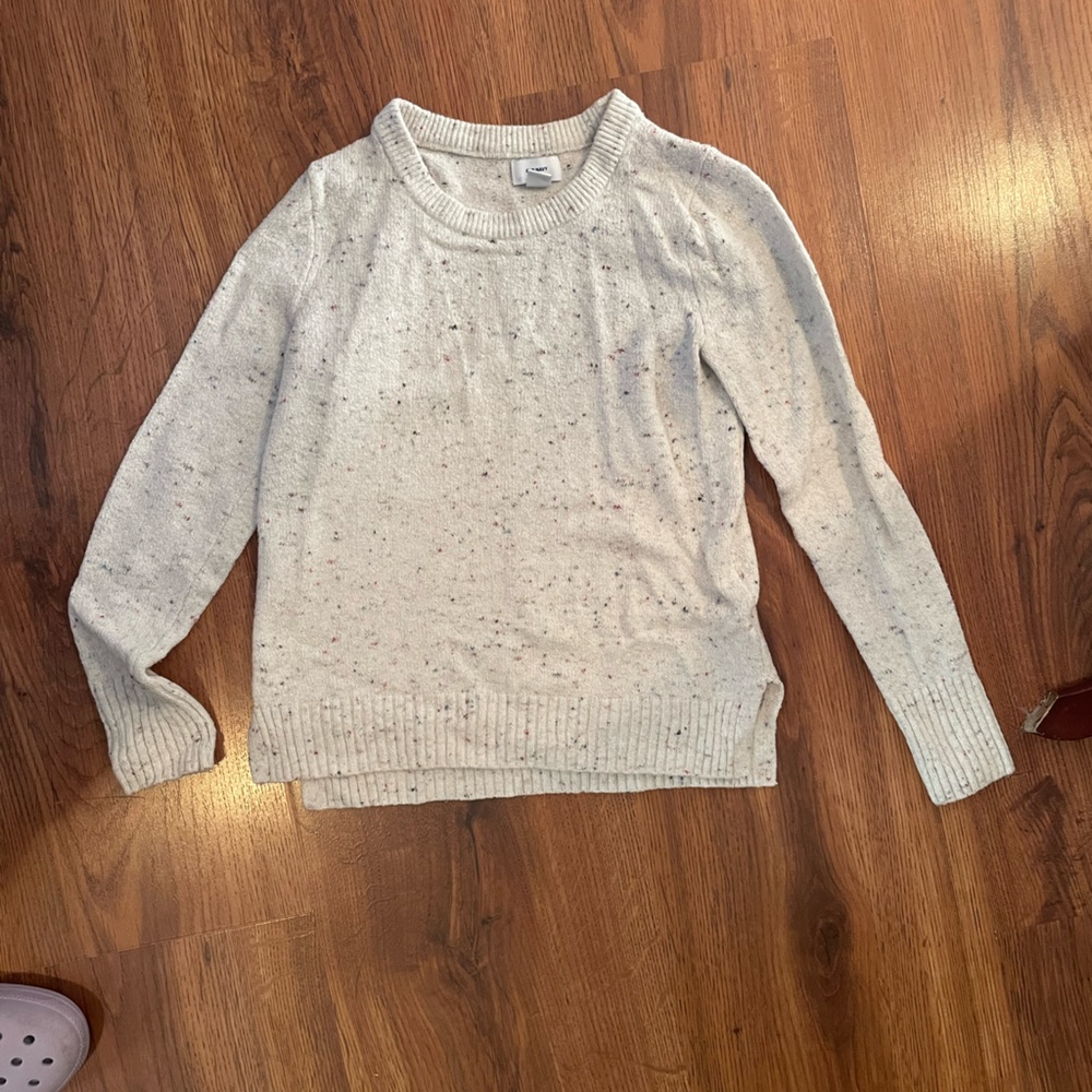 Size small Old Navy speckled cream sweater